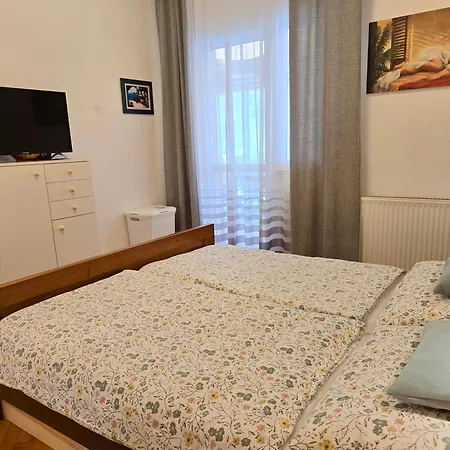 Fodor - Biro Tours Nr 179 Apartment Keszthely